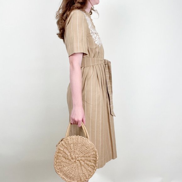 Vintage Embroidered Pleated Midi Dress Button Up Quiet Understated Luxury Preppy - Picture 3 of 9